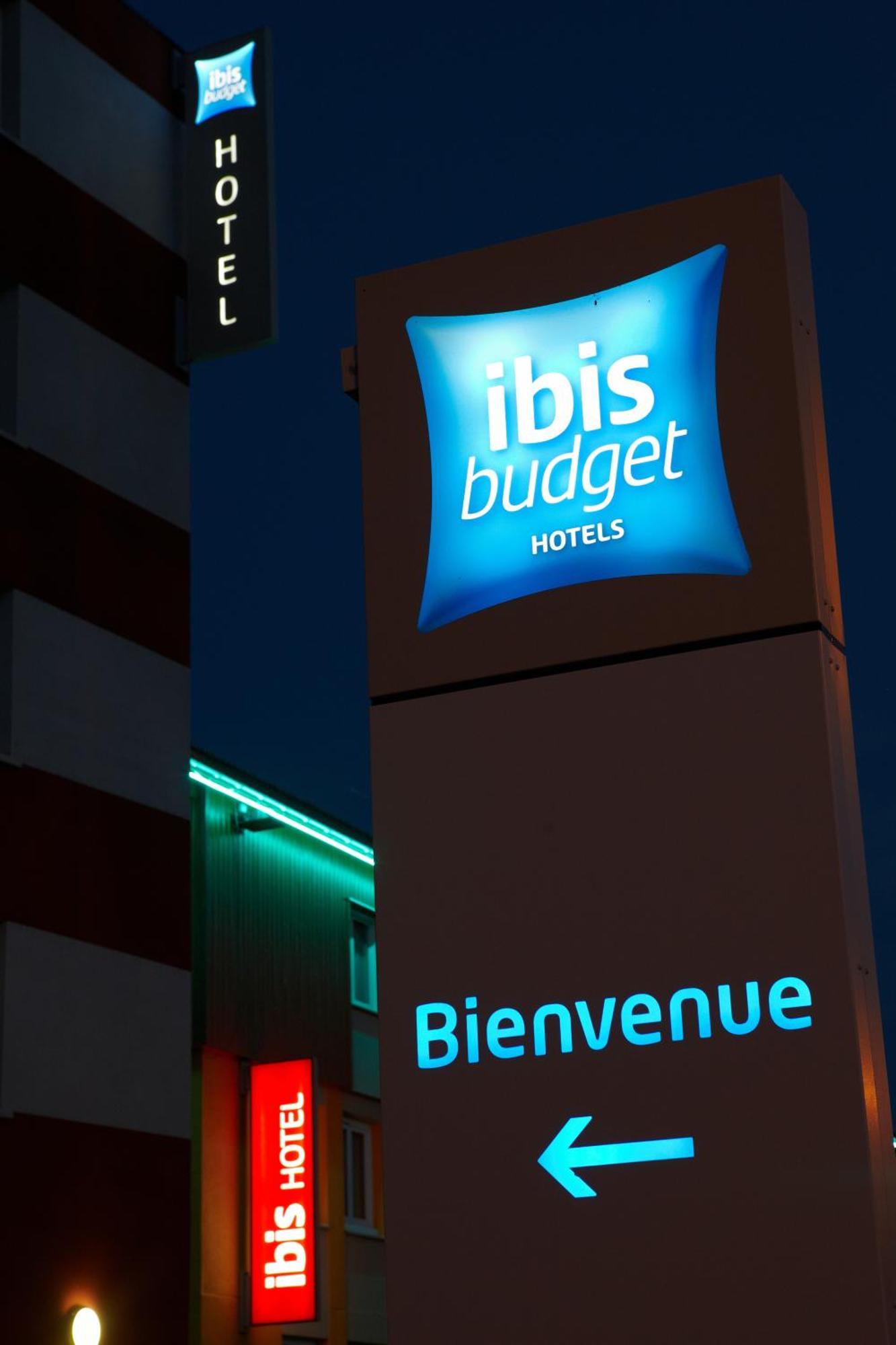 Ibis Budget Понтарлье Экстерьер фото